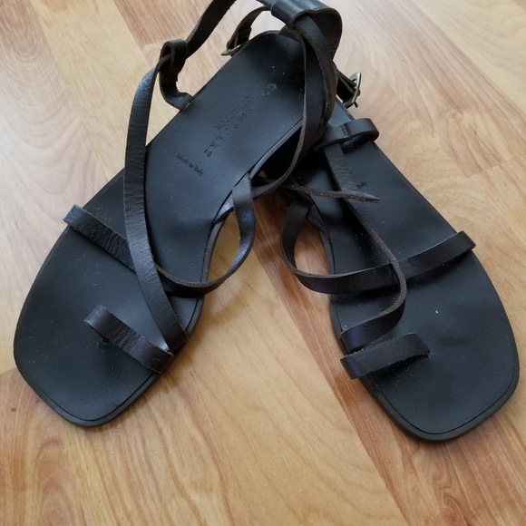 Colin Stuart sandals - Picture 1 of 3